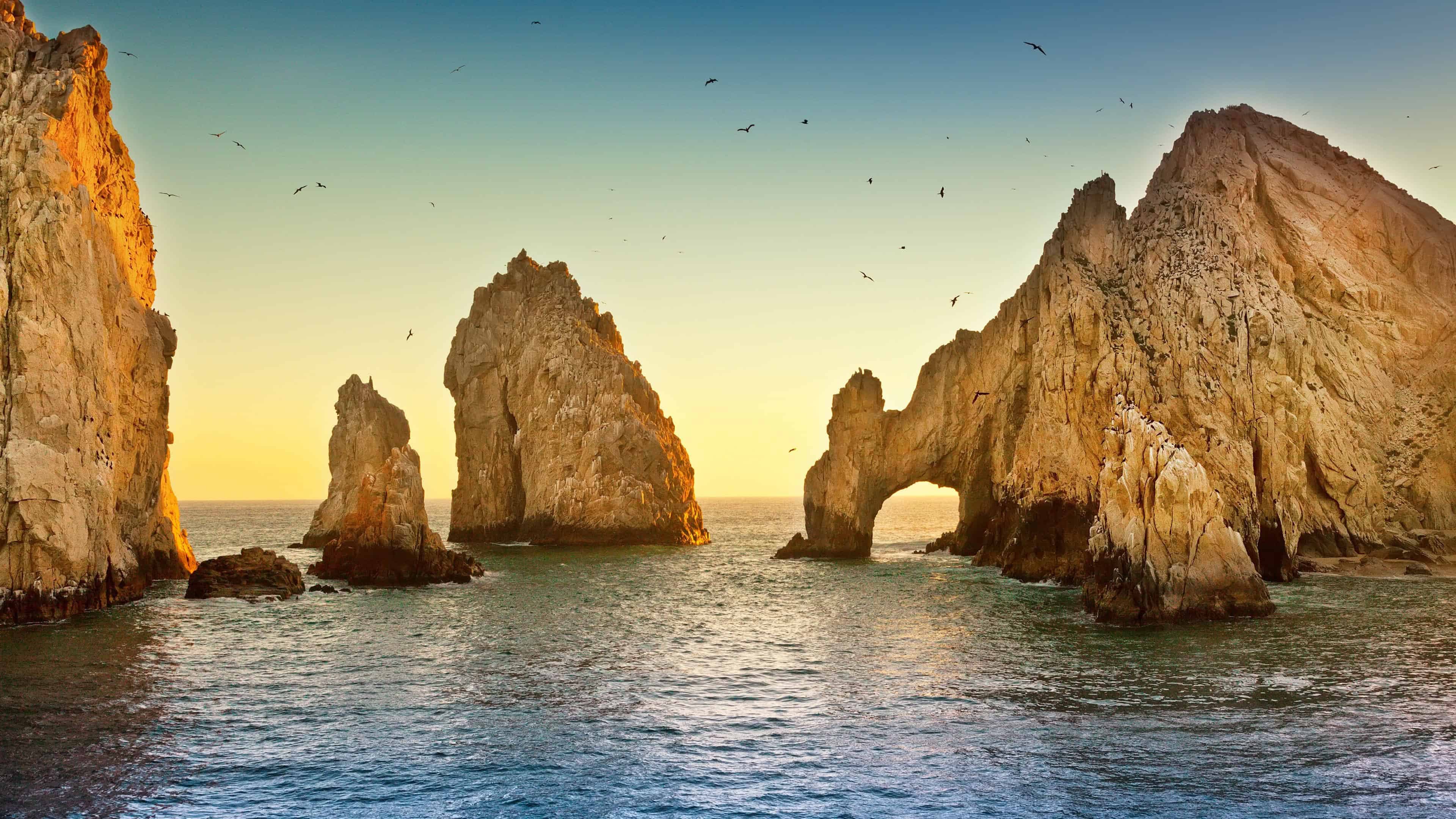 El Arco rock formation and sea in Los Cabos